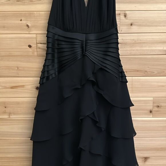 Tadashi Shoji Size 6 100% Silk Floor Length Ruffle Halter Neck Gown Maxi Dress - Picture 6 of 14